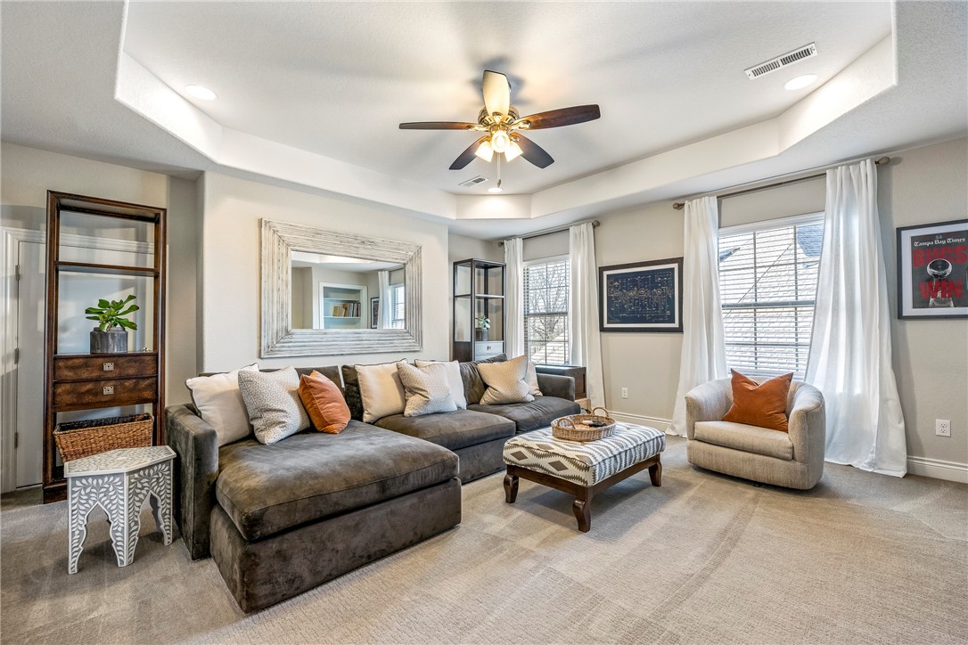 Shadow Valley Pud Ph Vii Rogers - Residential