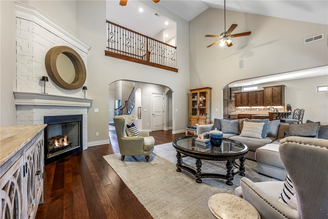 Shadow Valley Pud Ph Vii Rogers - Residential