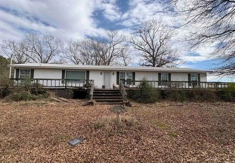 Photo of 1 Lazy Valley, Morrilton, AR 72110 (MLS # 1336546)