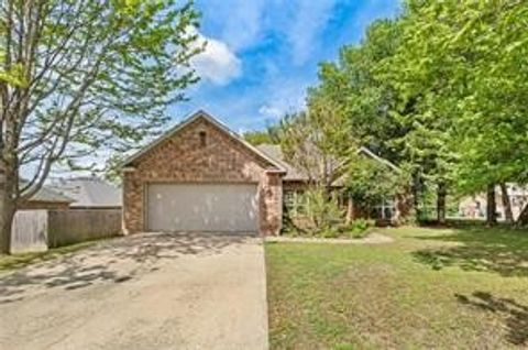 Photo of 2141 Elderberry Road, Fayetteville, AR 72704 (MLS # 1336687)