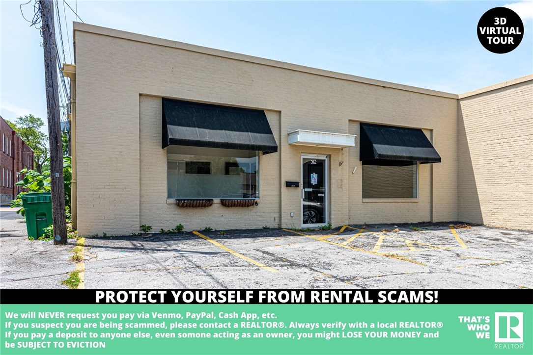 AVAILABLE NOW! Check out this one-of-a-kind retail space! Formerly a salon. Conveniently located in
downtown Rogers and near the Rogers Chamber of Commerce, this is the perfect place for your business!
Apply now! It won't last long! Square footage is approximated. One year lease term only.