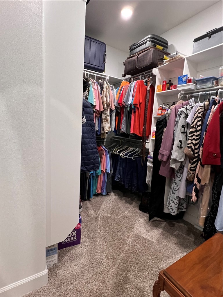 Center Ph Ill - Residential