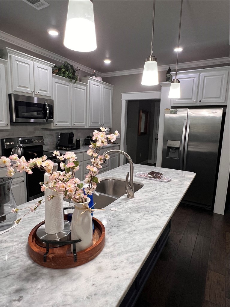 Center Ph Ill - Residential