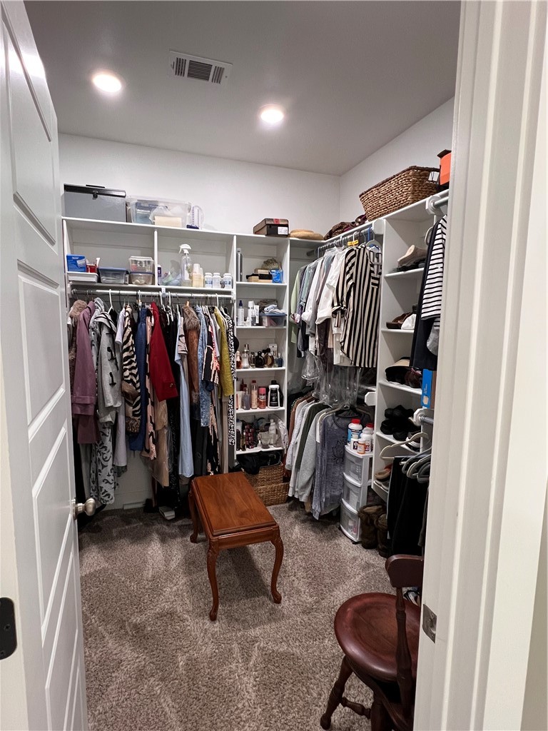 Center Ph Ill - Residential