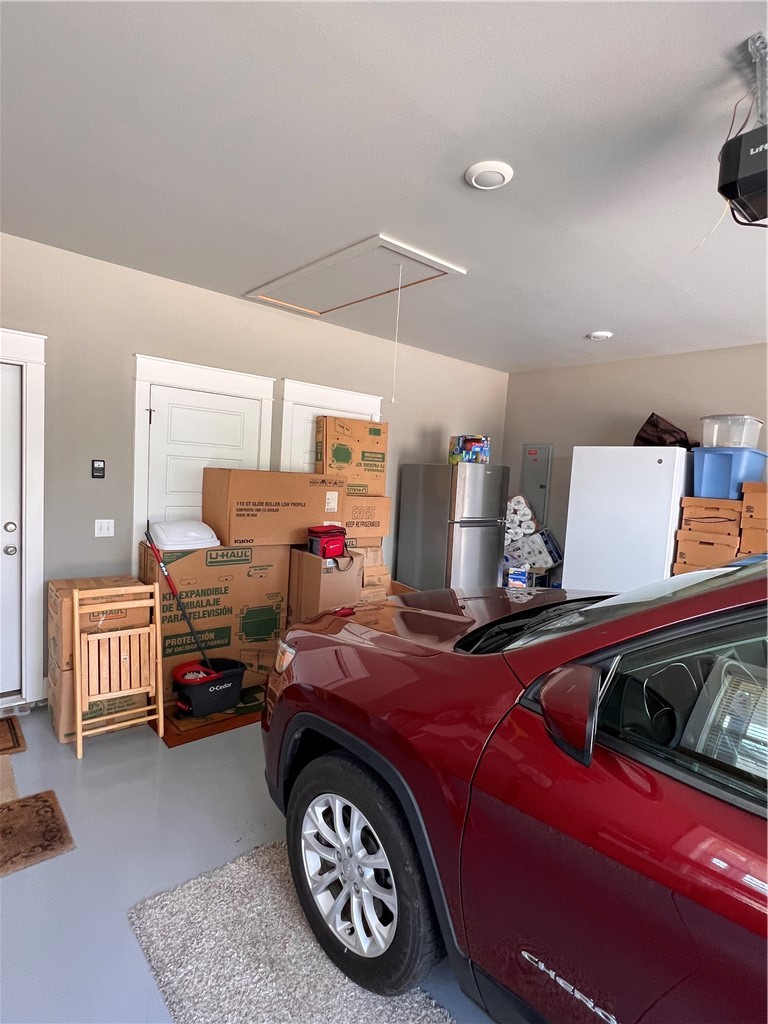 Center Ph Ill - Residential