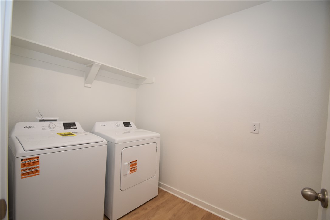 Wagon Wheel Crossing - Residential Lease