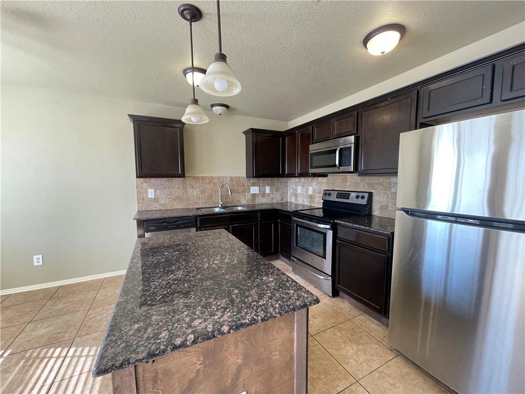 Copper Oaks Centerton - Residential Lease
