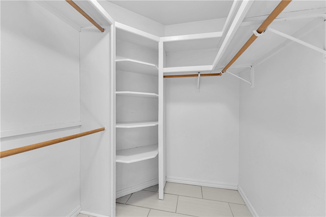 Pinnacle Town Homes Rogers - Residential