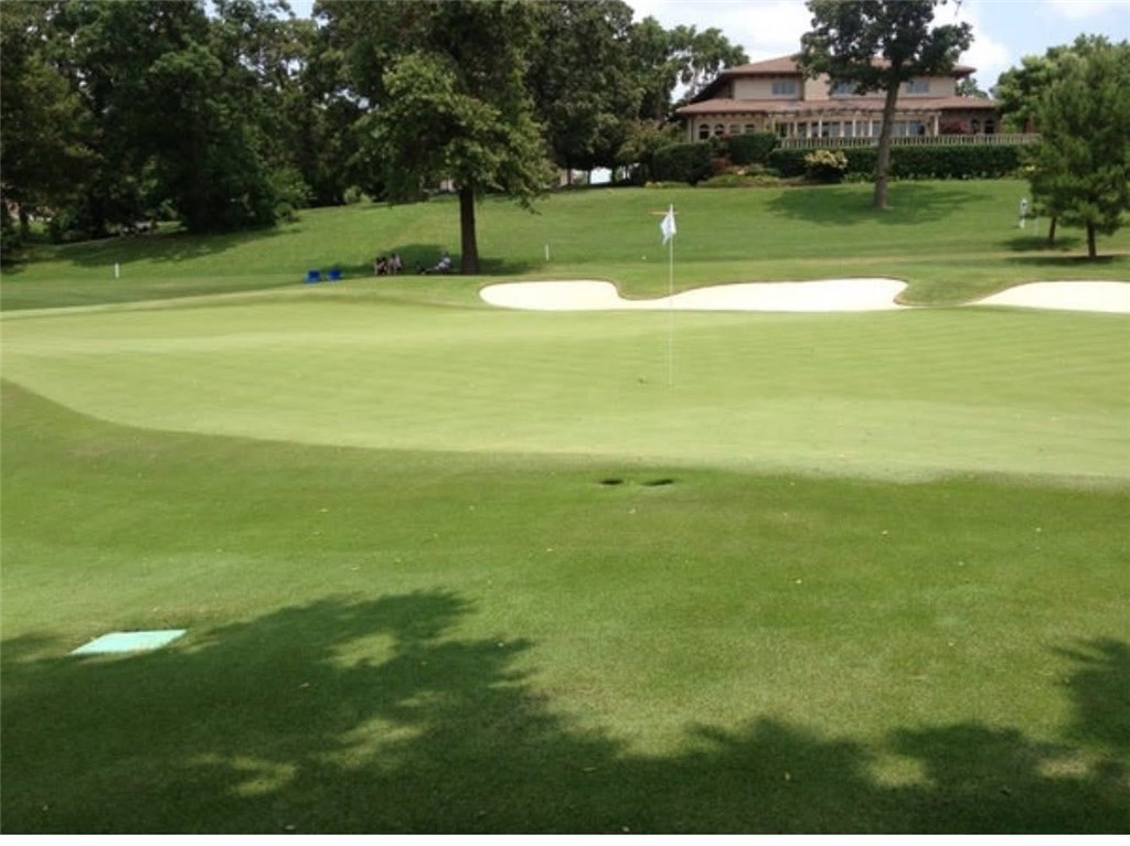 Pinnacle Town Homes Rogers - Residential