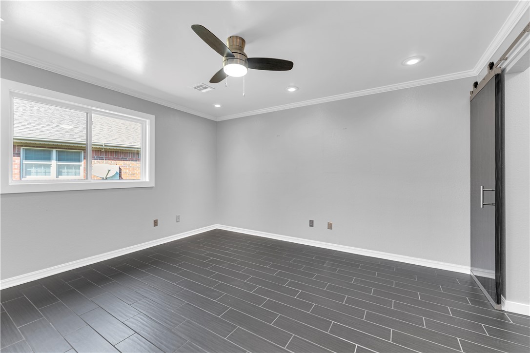 Pinnacle Town Homes Rogers - Residential