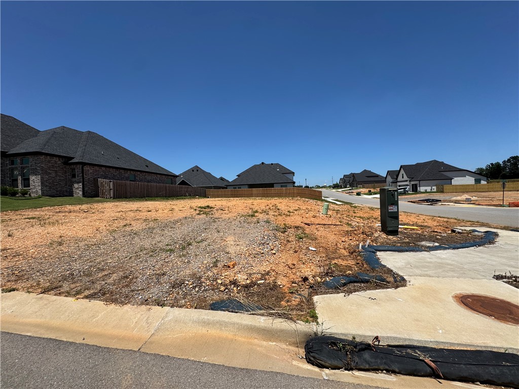Rare opportunity to secure a .19-acre CORNER lot in one of Centerton’s most desirable neighborhoods, Silver Leaf Estates. This lot is fully equipped with ALL utilities on site and is ready for immediate construction. A prime opportunity for builders looking for their next project in a sought-after community. With limited available inventory, lots like this don’t come around often, act fast! Drone photos coming soon!