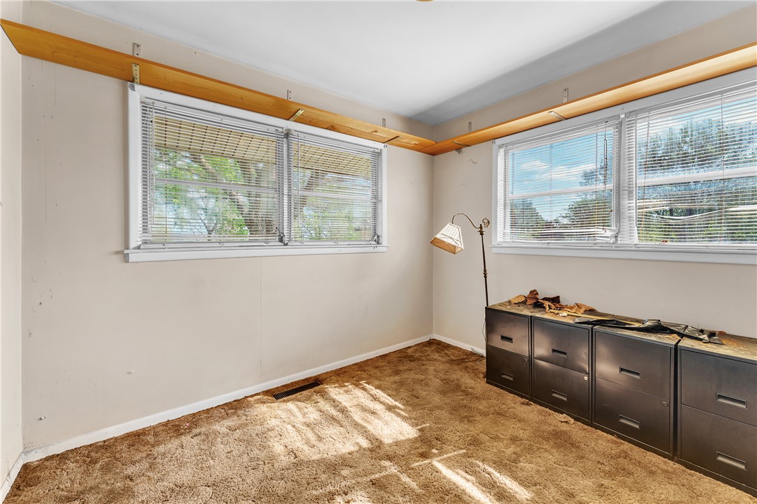 S-T-R: 16-20-25 - Residential