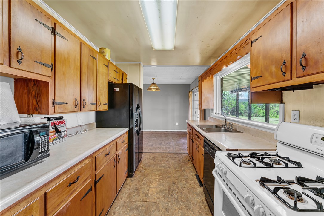 S-T-R: 16-20-25 - Residential