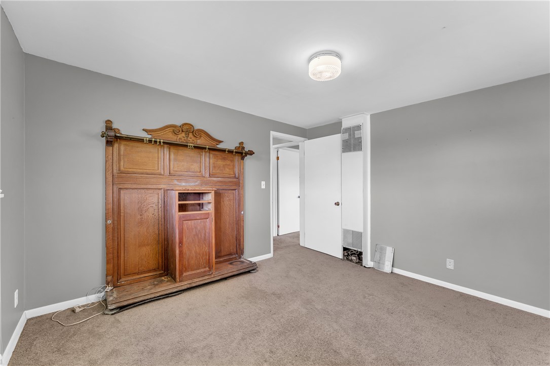 S-T-R: 16-20-25 - Residential