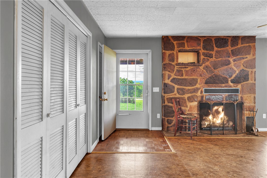 S-T-R: 16-20-25 - Residential