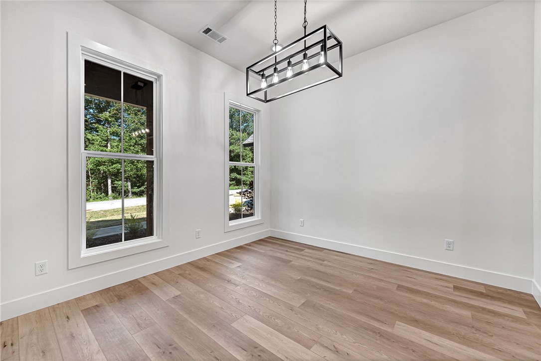 PETERBOROUGH - Residential