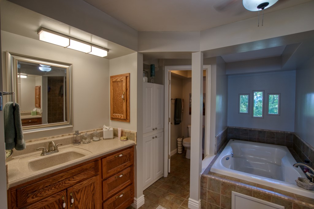 Point Mirage - Residential