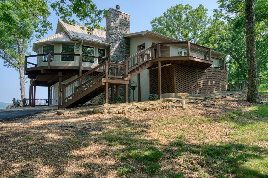 Point Mirage - Residential