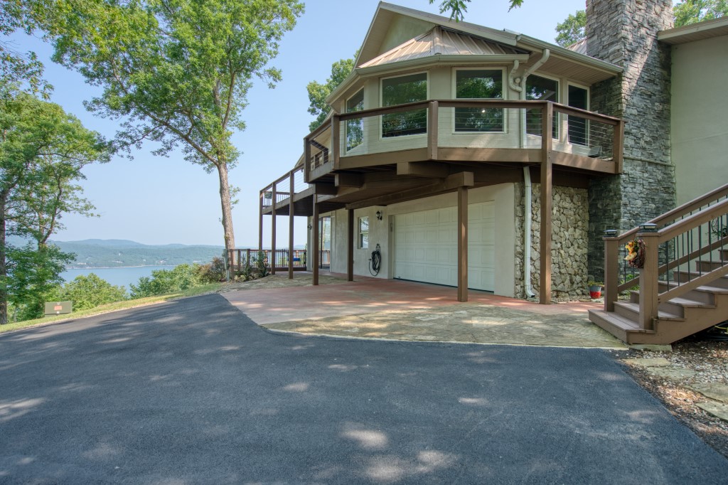 Point Mirage - Residential