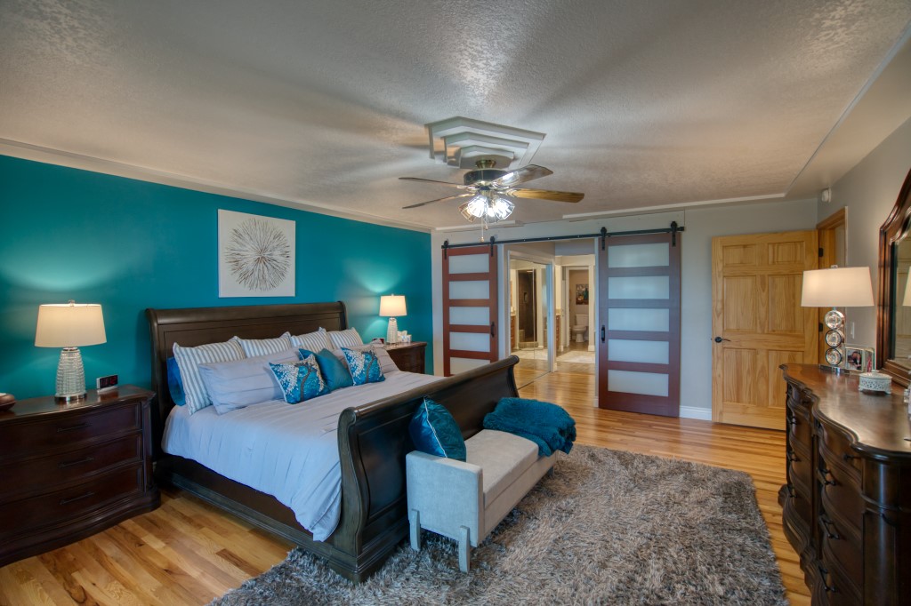 Point Mirage - Residential