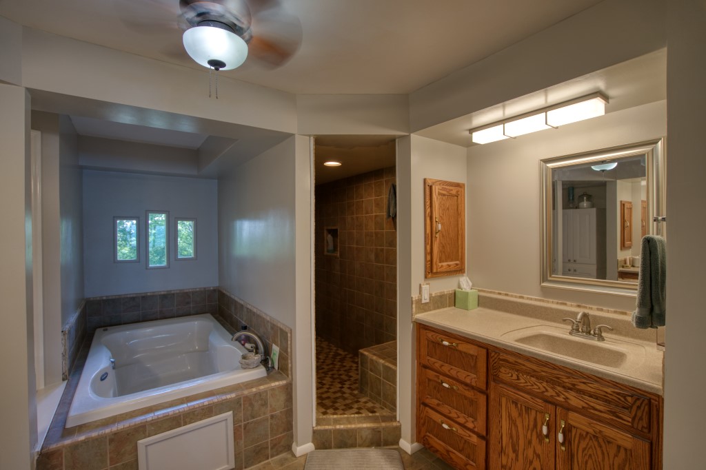 Point Mirage - Residential