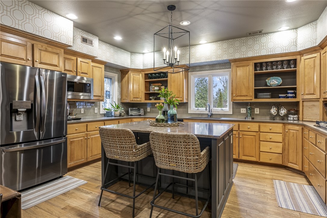 Acres Escondidos Rogers - Residential