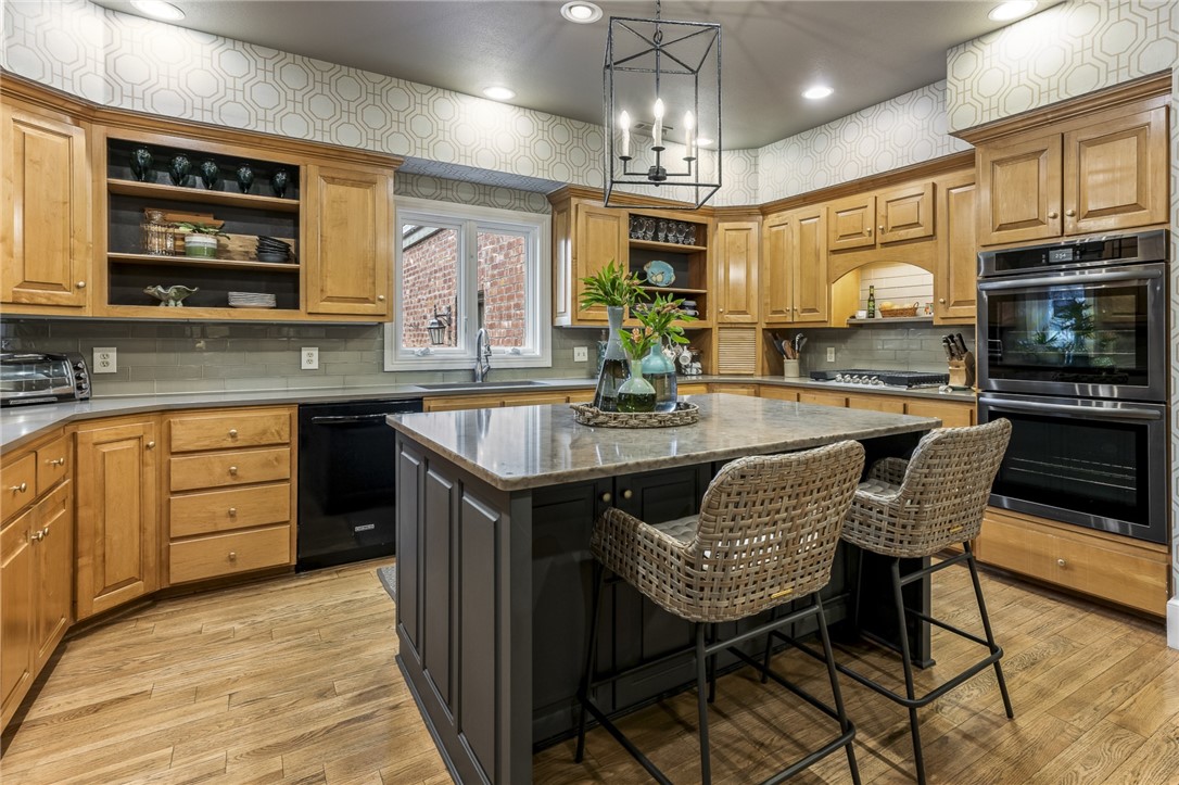 Acres Escondidos Rogers - Residential