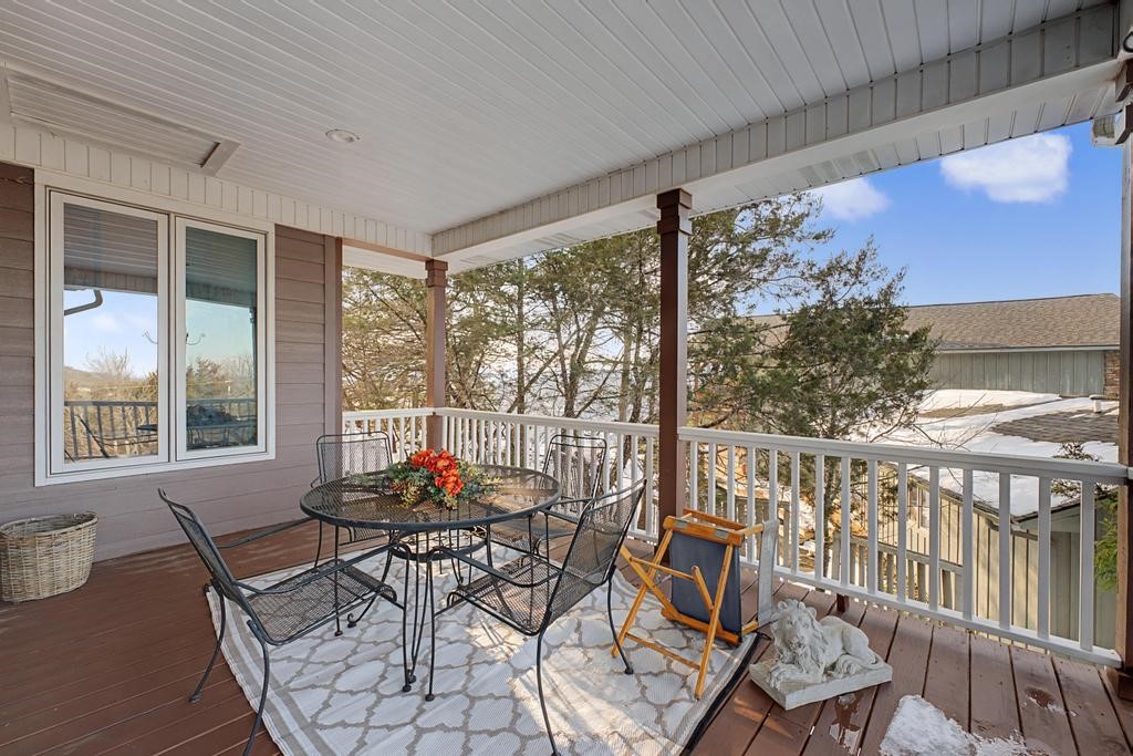 Unit 116 Holiday Island - Residential