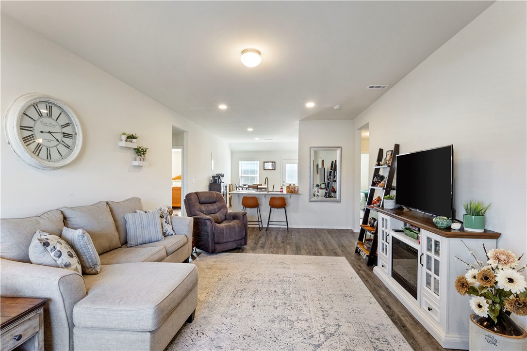 Walnut Hill Sub Ph I Pea Ridge - Residential