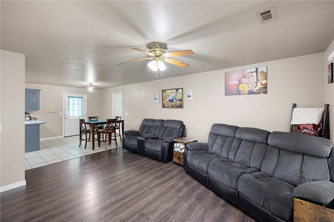 OAK FOREST PH II - Residential