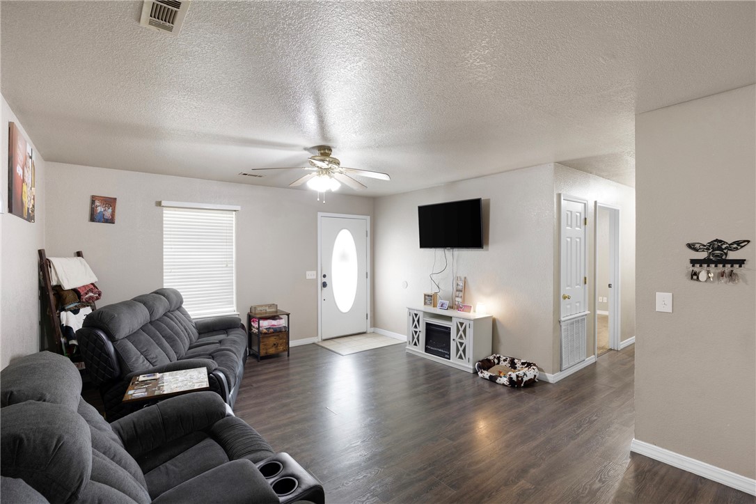 OAK FOREST PH II - Residential