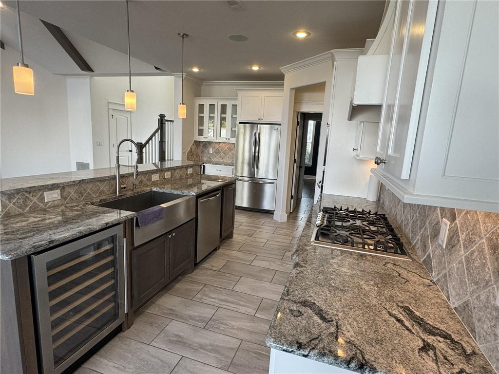 Pinnacle Town Homes Rogers - Residential Lease