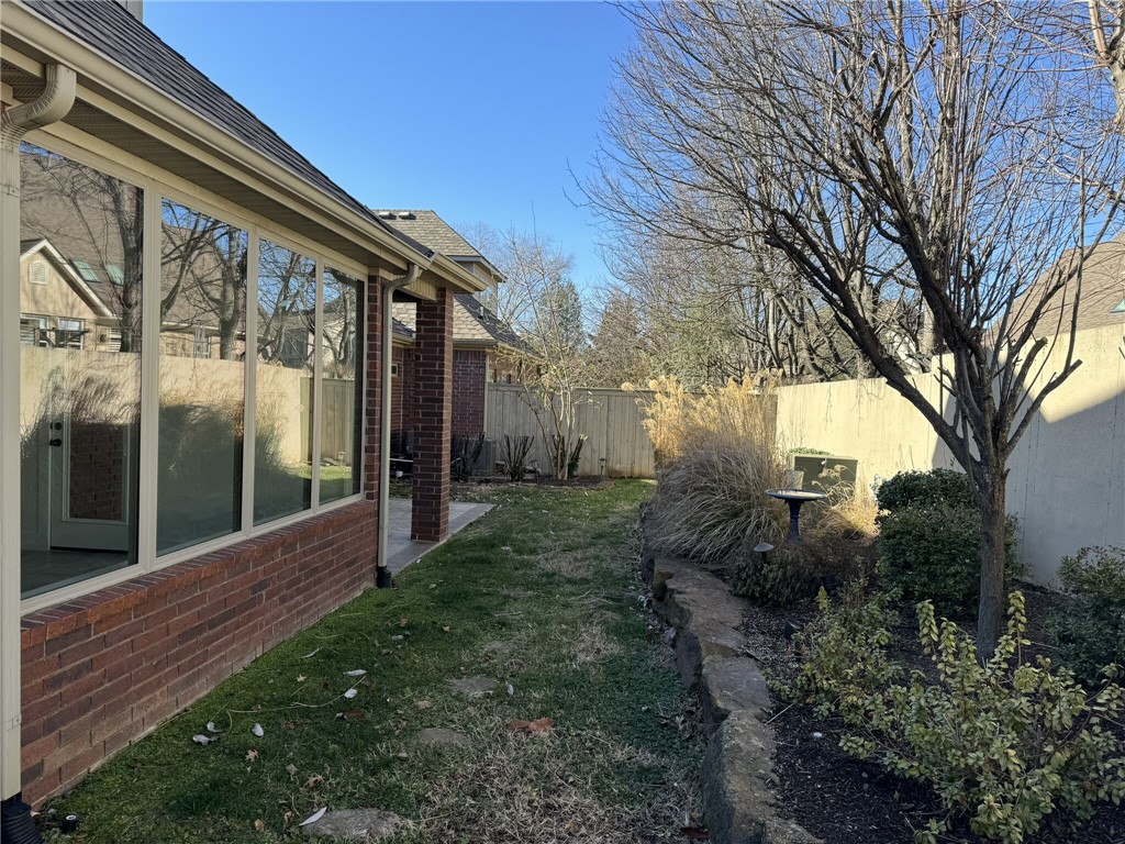 Pinnacle Town Homes Rogers - Residential Lease