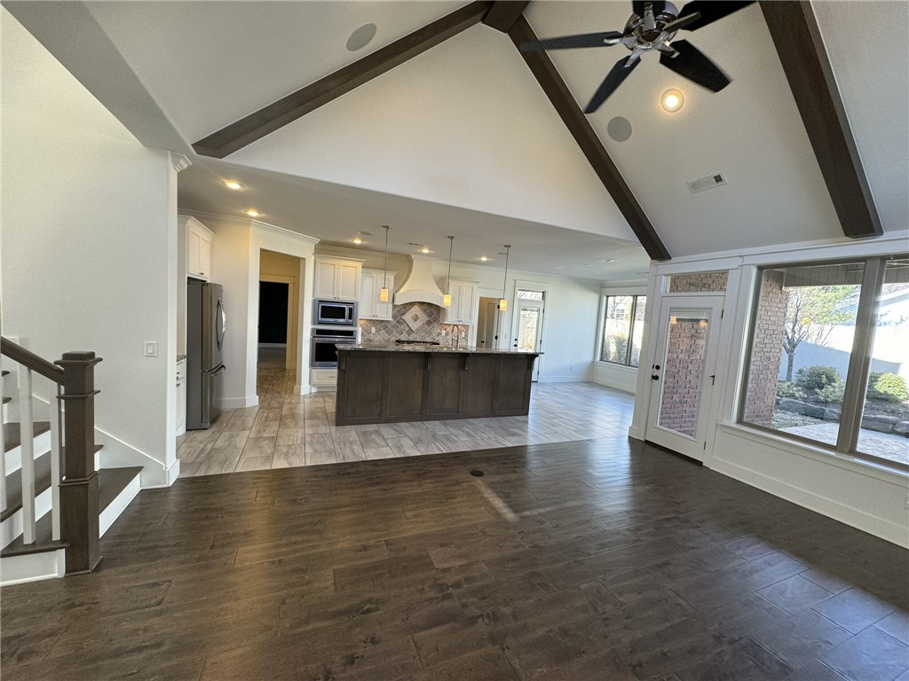 Pinnacle Town Homes Rogers - Residential Lease