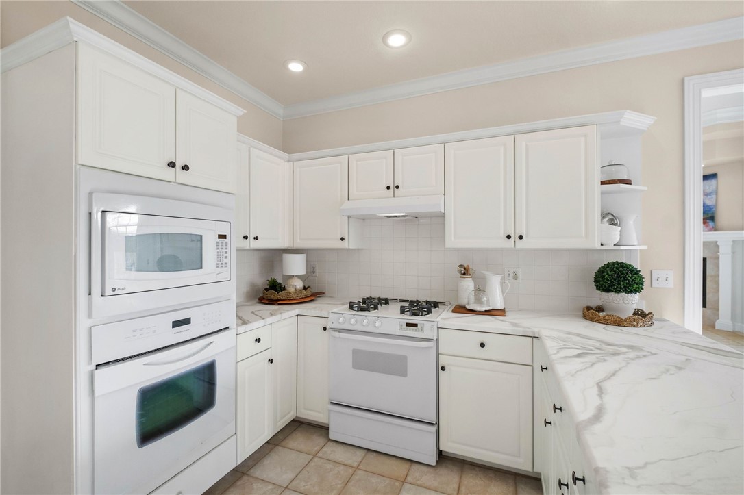 Southwind Terrace Ph Iii - Residential