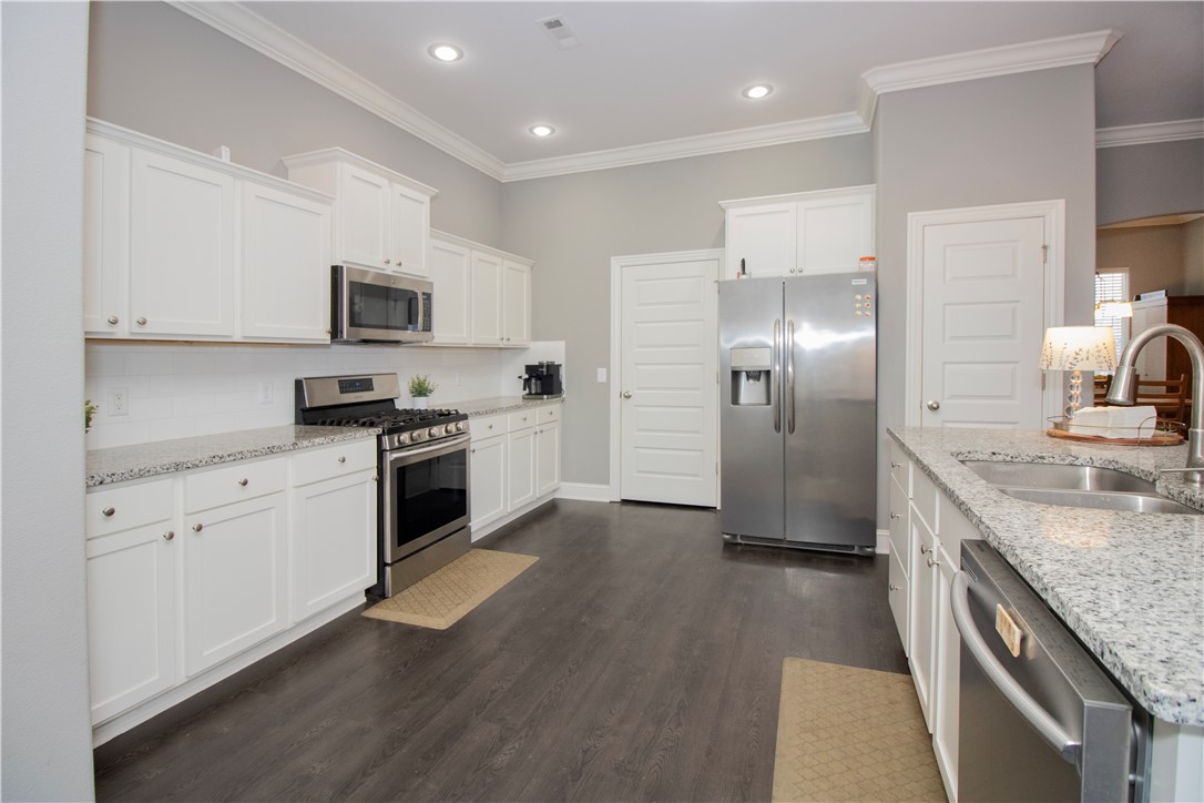 Saddle Brook - Residential