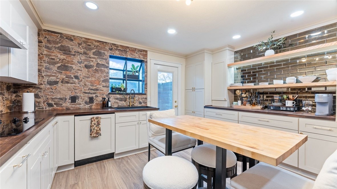 Oakland Twnhms Ph I - Residential