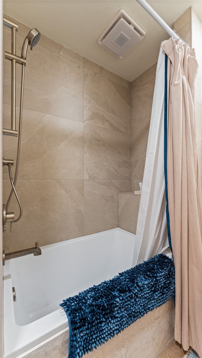 Oakland Twnhms Ph I - Residential