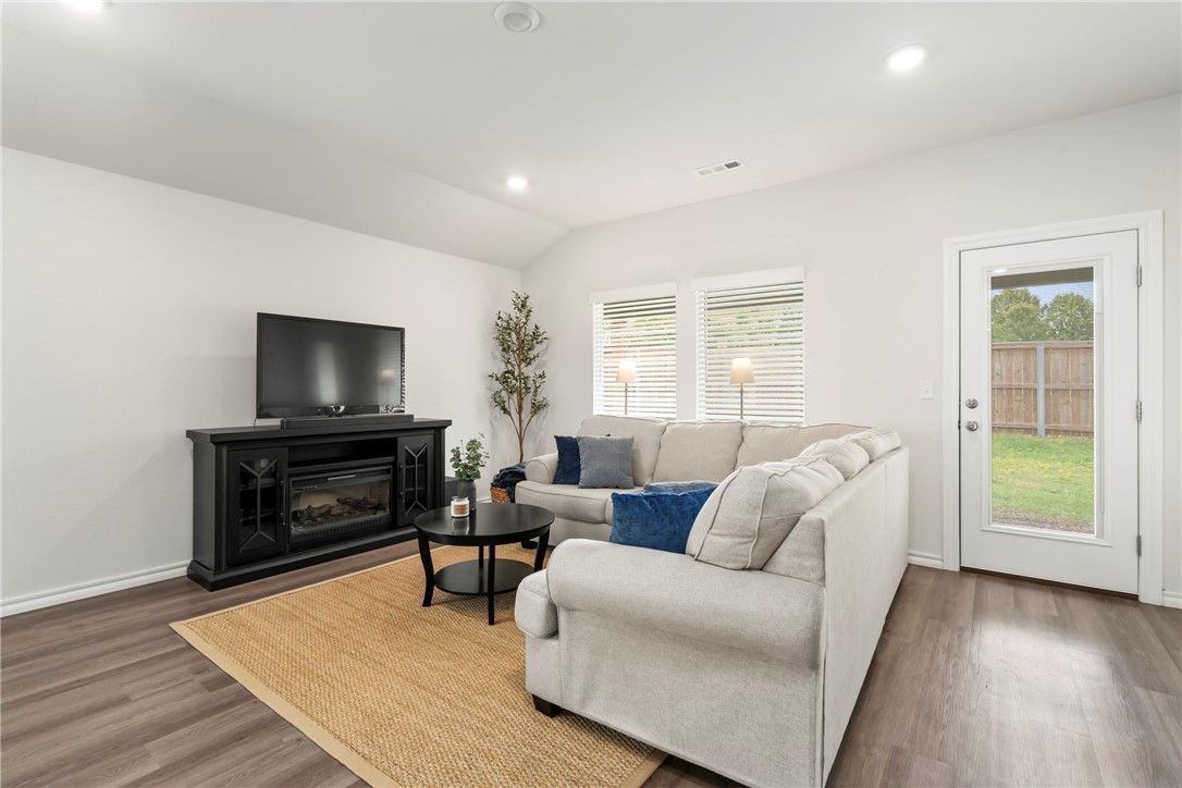 Main Street Village Gentry - Residential