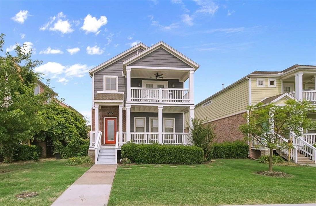 ** For Lease: 649 N Rupple Rd Fayetteville, AR** AVAILABLE NOW. Welcome home to 649 N Rupple Rd, a charming home in the desirable Rupple Row community! This spacious 3-bedroom, 2.5-bathroom home offers comfortable living in a prime location, close to I-49, U of A, and numerous shopping and restaurants. Located right off the Greenway and only steps from the Razorback Transit Route. Yard is maintained by the POA and paid for by landlord.