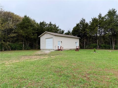 Photo of 11084 S Pearce Road, West Fork, AR 72774 (MLS # 1327120)