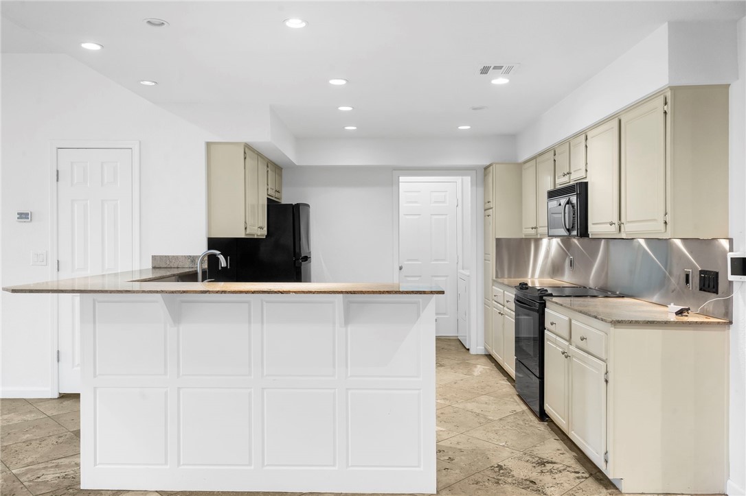 Pinnacle Country Club - Residential Lease