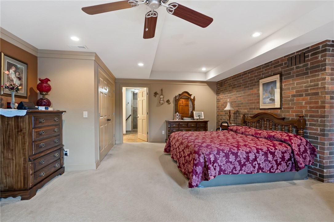 Brittany Sub Bvv - Residential