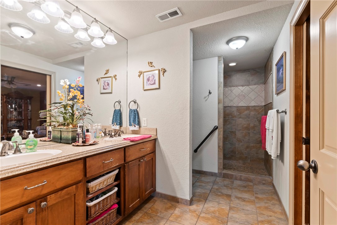 Brittany Sub Bvv - Residential