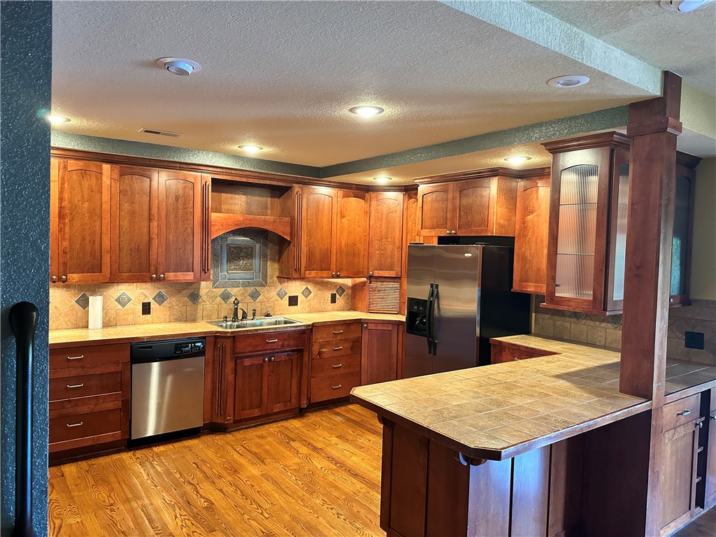 Brittany Sub Bvv - Residential