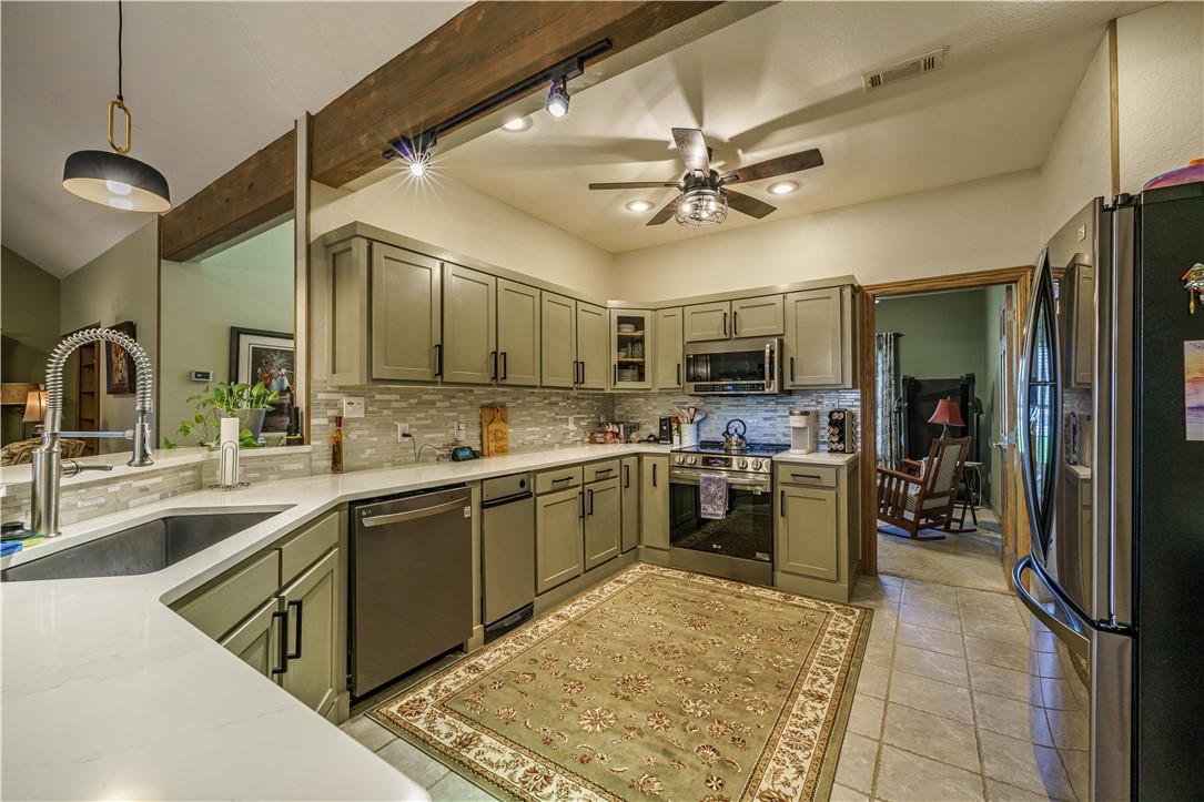 Unit 9 Holiday Island - Residential