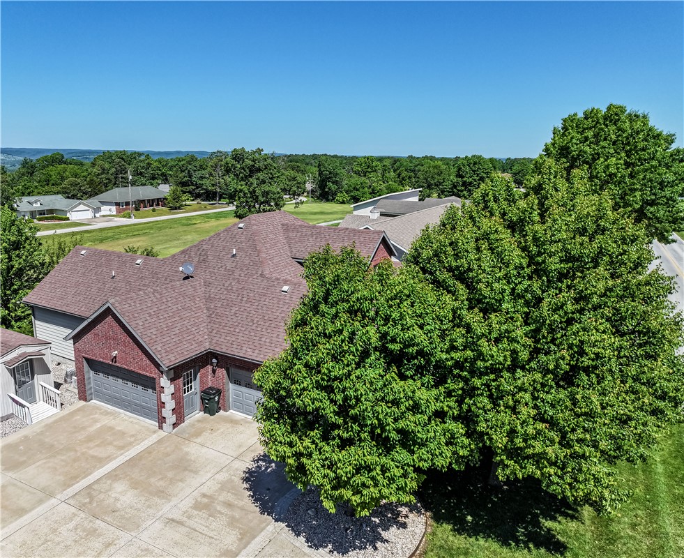 Unit 9 Holiday Island - Residential