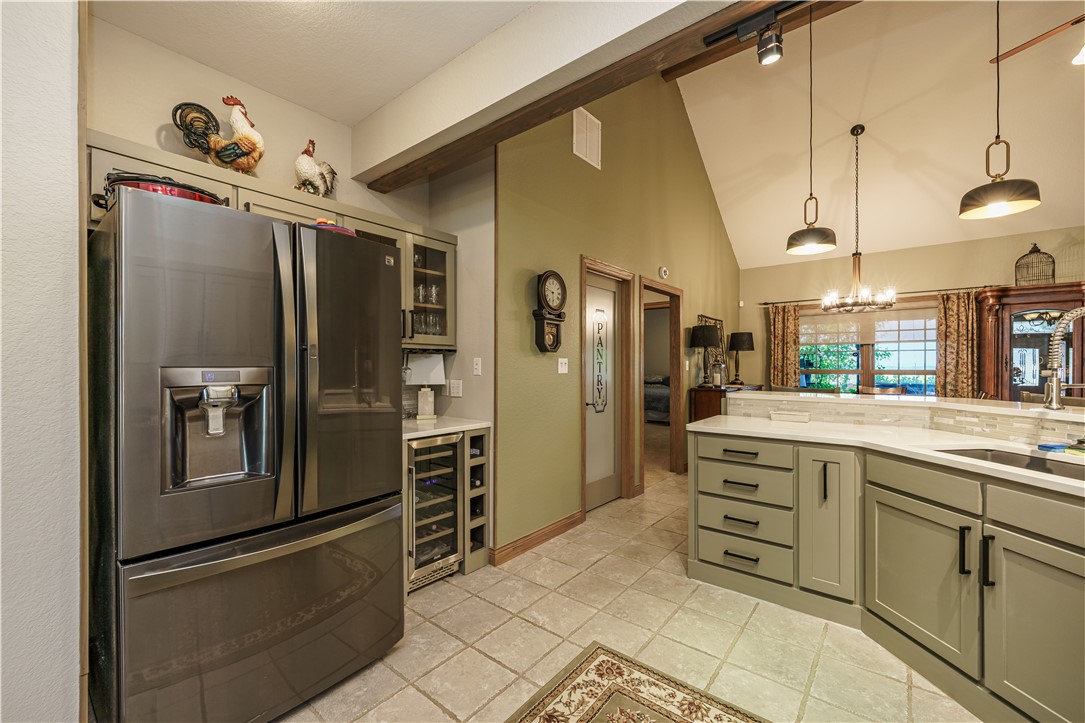 Unit 9 Holiday Island - Residential