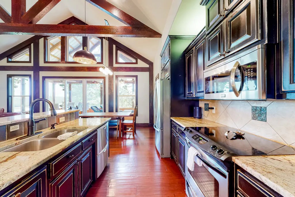 Runnymede Rev Sub Rurban - Residential