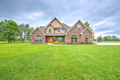 Photo of 222 Spring Creek Road, Lowell, AR 72745 (MLS # 1344090)